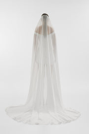 Ayla Veil